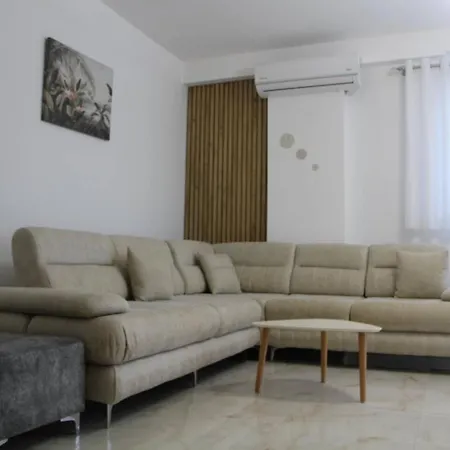 Prime Living By Adriatic Living דירה *