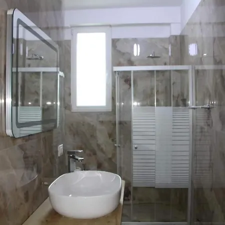 Prime Living By Adriatic Living Golem (Tirana)
